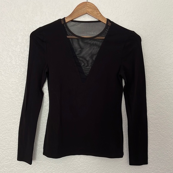 Black long sleeve shirt - Picture 1 of 3